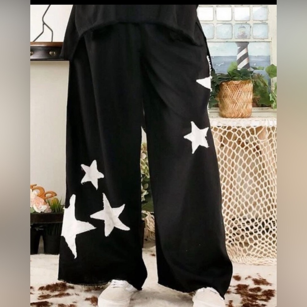 NWT Blue Velvet Star Patch Pants - Black